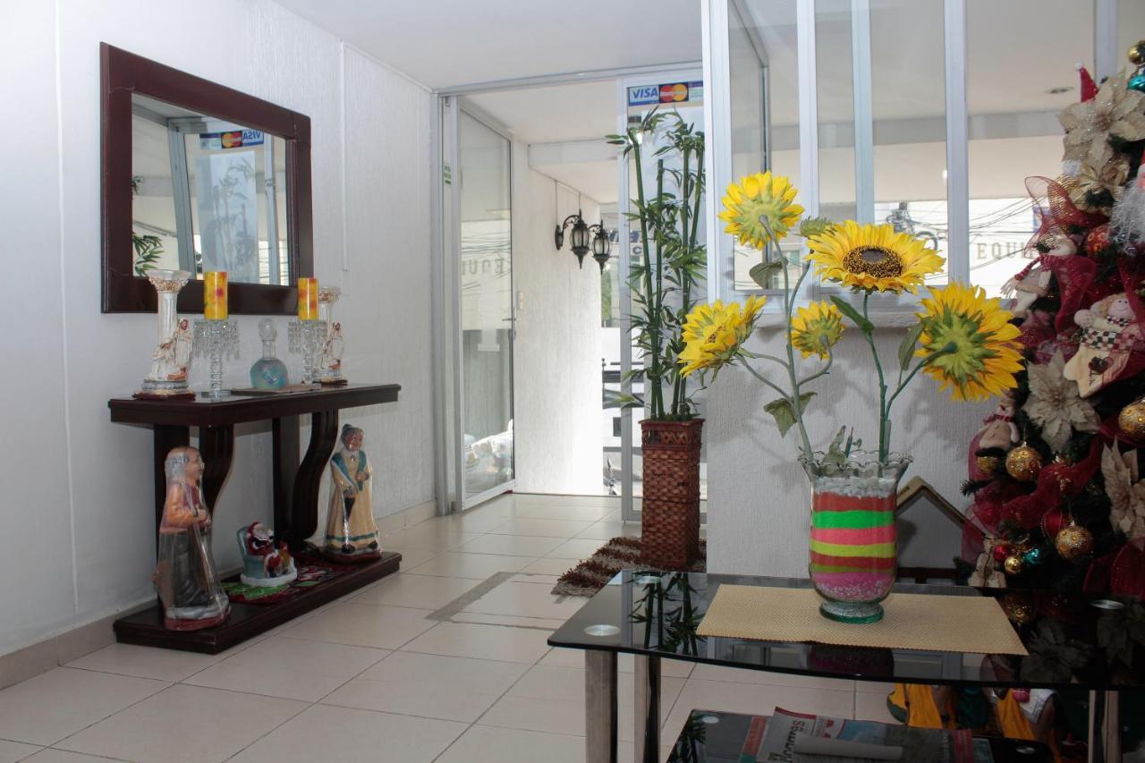 Hotel Santorini Neiva ネイバ エクステリア 写真