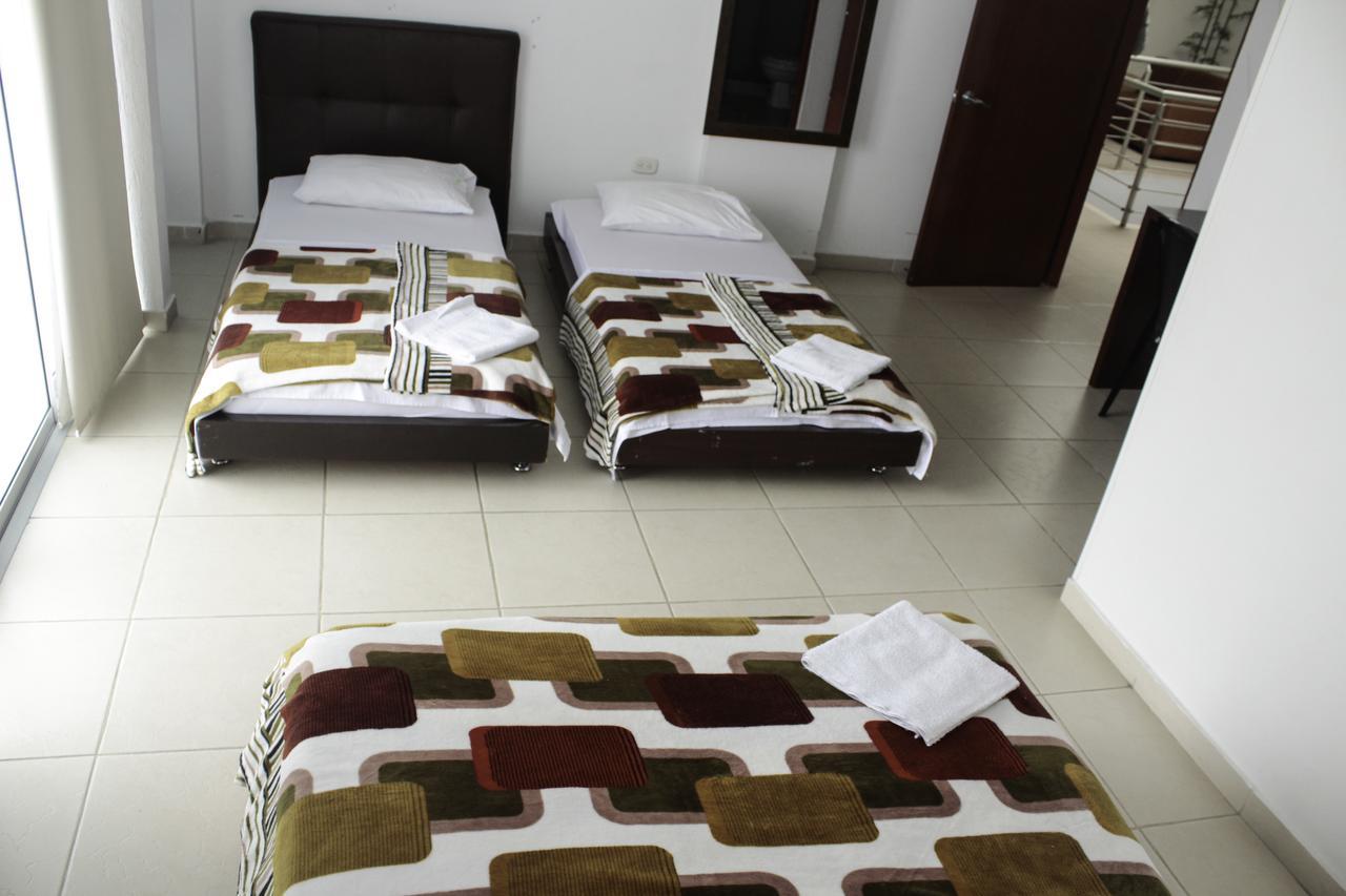 Hotel Santorini Neiva ネイバ エクステリア 写真