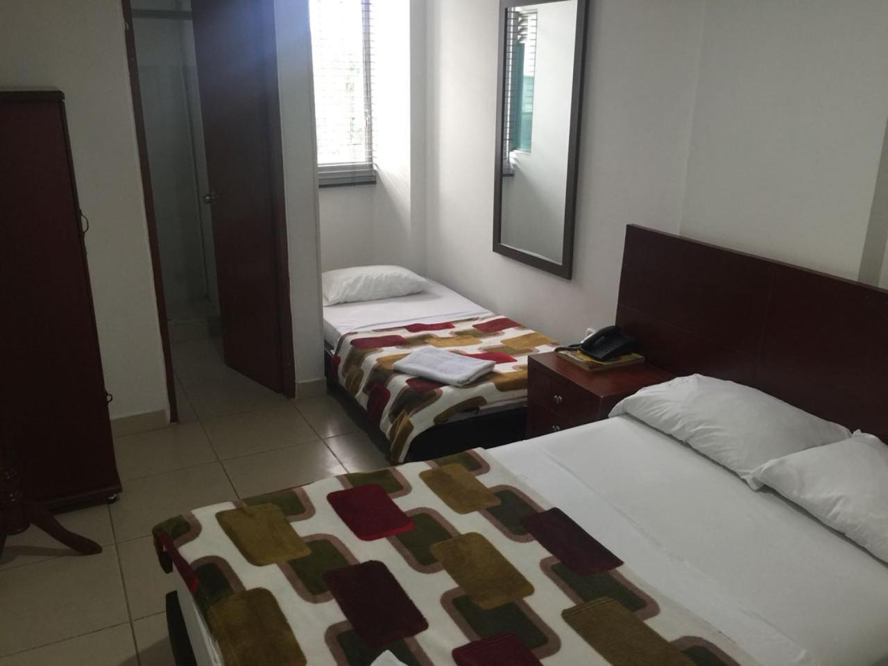 Hotel Santorini Neiva ネイバ エクステリア 写真